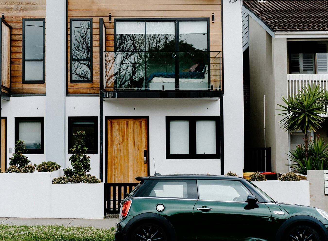 Australian investment skyline with modern buildings
